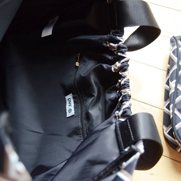 DVF for Target Vintage Weave Neutral Tote Bag Purse + Pouch 3 Pieces Set - Picture 9 of 15